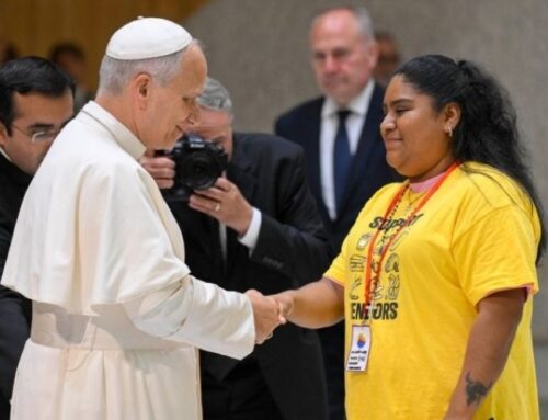Voluntarios para la visita del Papa León XIV